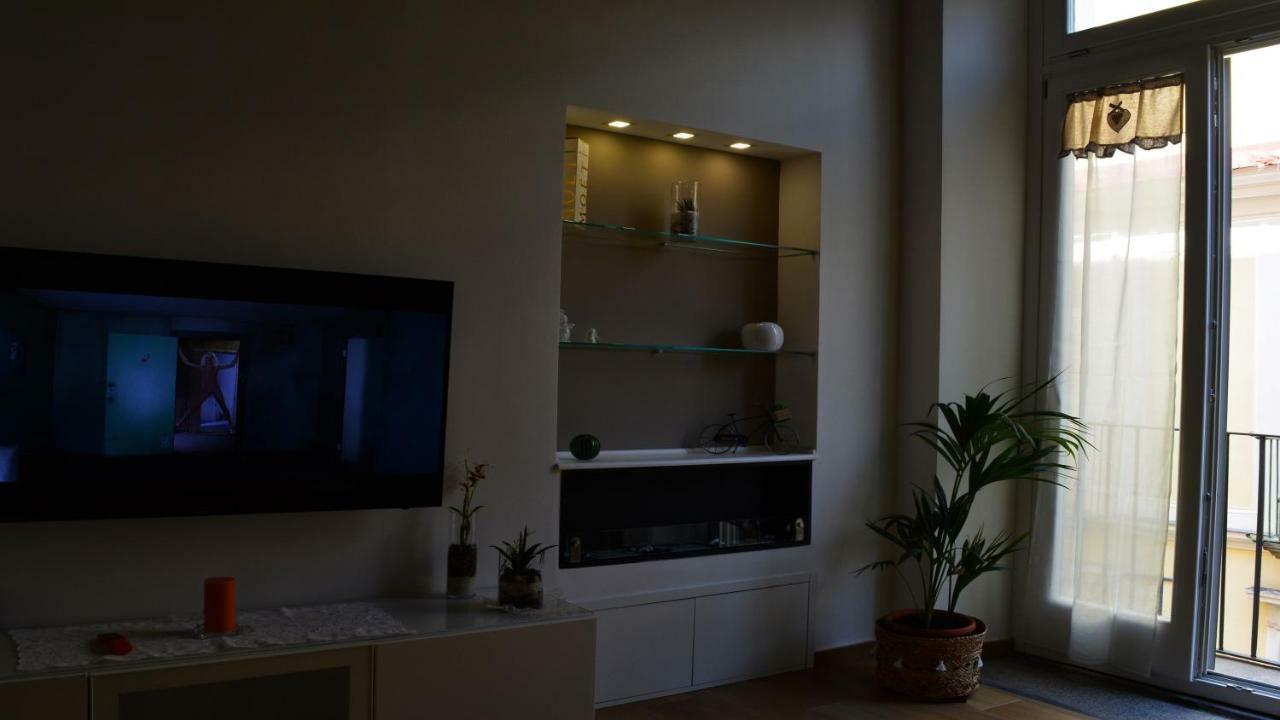Appartement Le 13 Fontane à Salernes Extérieur photo